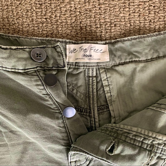 Free people shorts- distressed look - Picture 2 of 3